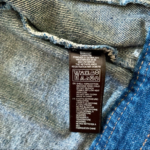 ✨ Forever 21 Denim Vest - M - Picture 5 of 6